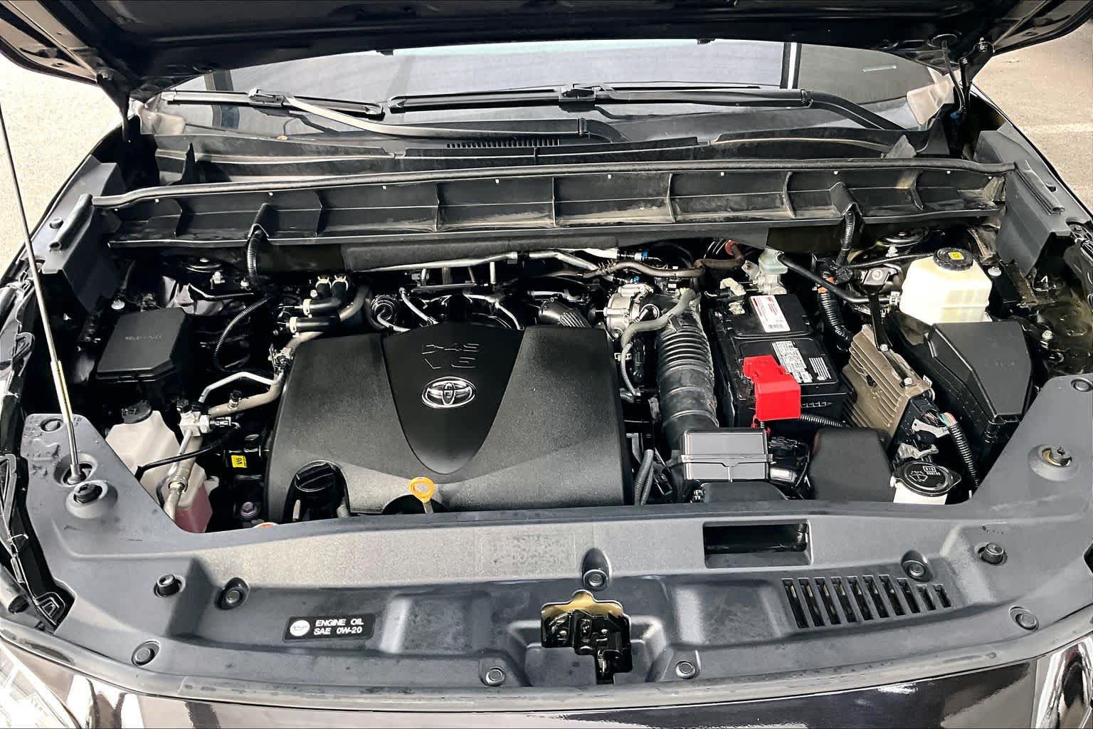 Used 2022 Toyota Highlander Limited AWD/4WD image 31