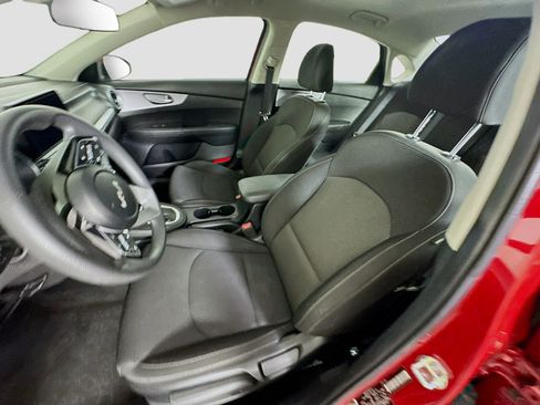 Used 2024 Kia Forte LXS FWD image 13
