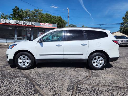Used 2016 Chevrolet Traverse LS AWD/4WD image 4