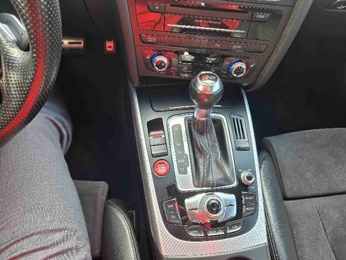 Used 2013 Audi RS 5 Coupe w/ Audi MMI Navigation Plus Pkg image 15