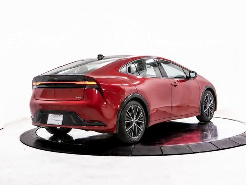Used 2023 Toyota Prius Limited image 7
