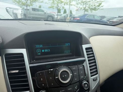 Used 2012 Chevrolet Cruze LT FWD image 17