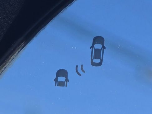 Used 2024 Kia Seltos EX image 10