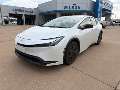 Used 2025 Toyota Prius LE