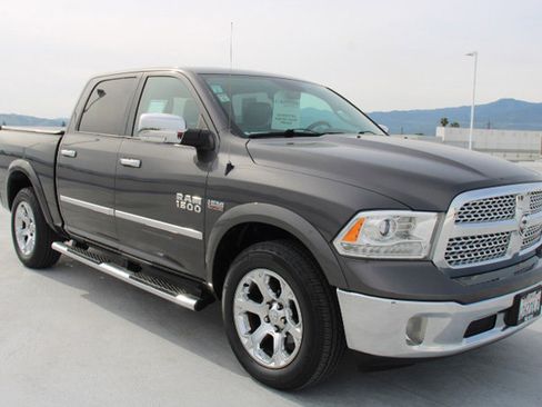 Used 2018 RAM 1500 Laramie image 2