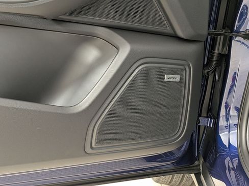 New 2026 Porsche Macan AWD/4WD image 14