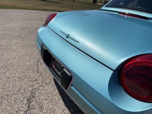 Used 2002 Ford Thunderbird RWD image 27
