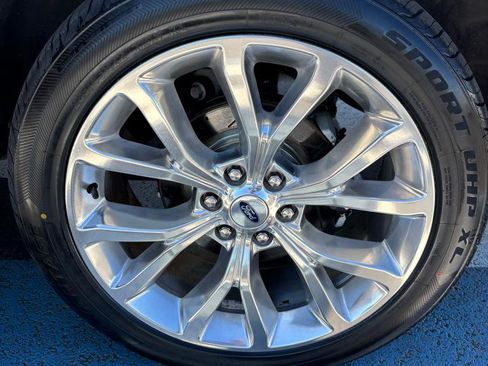Used 2019 Ford Expedition Platinum AWD/4WD image 51