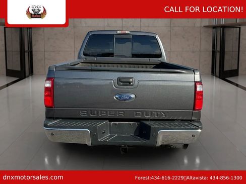Used 2015 Ford F250 Lariat w/ Lariat Interior Package image 4