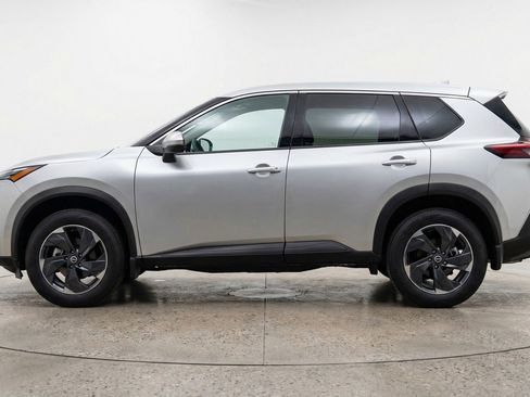 Used 2025 Nissan Rogue SV FWD image 5