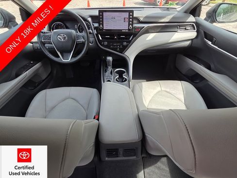 Certified 2023 Toyota Camry XLE FWD image 4