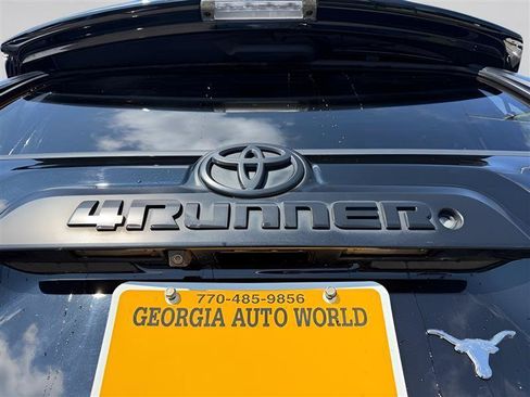 Used 2019 Toyota 4Runner TRD Off-Road Premium AWD/4WD image 21
