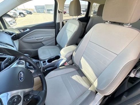 Used 2014 Ford Escape SE image 18