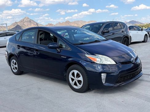 Used 2013 Toyota Prius Two FWD image 12