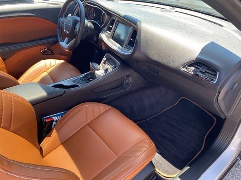 Used 2016 Dodge Challenger SRT Hellcat RWD image 24