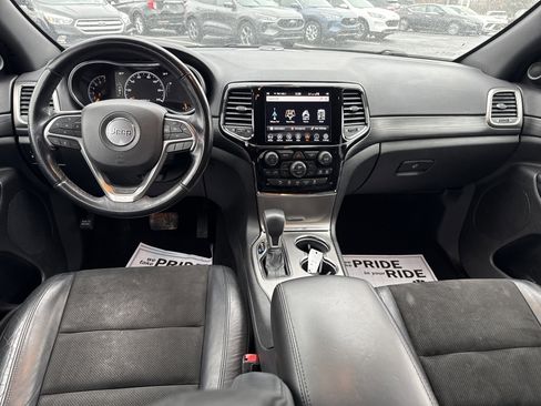 Used 2020 Jeep Grand Cherokee Altitude image 14