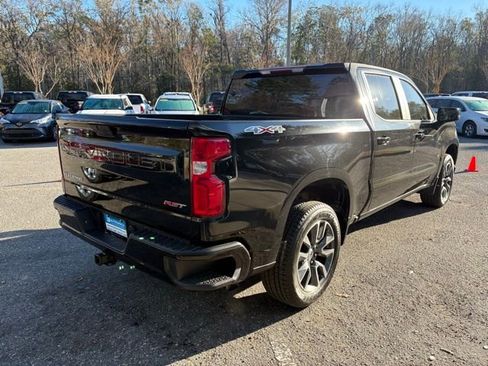 Used 2020 Chevrolet Silverado 1500 RST w/ RST Value Package image 6