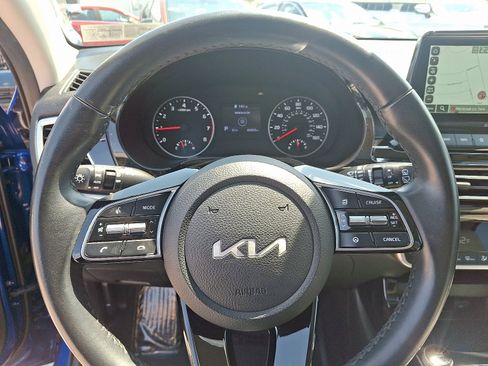 Used 2023 Kia Seltos EX image 20