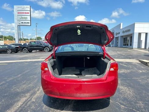 Used 2014 Chevrolet Impala LT w/ Premium Seating Package FWD image 6