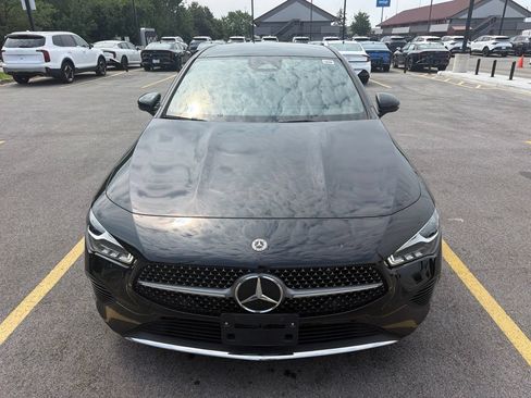 Used 2025 Mercedes-Benz CLA 250 4MATIC image 2