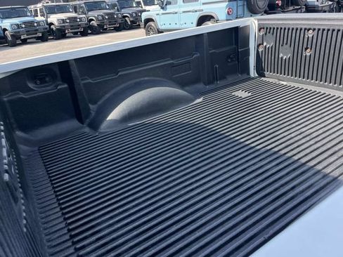 Used 2019 Nissan Frontier S RWD image 12