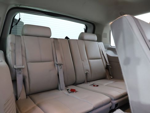 Used 2012 Chevrolet Tahoe LT image 13