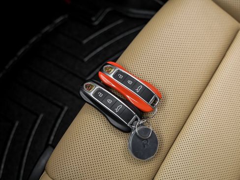 Used 2021 Porsche 911 Carrera S RWD image 61