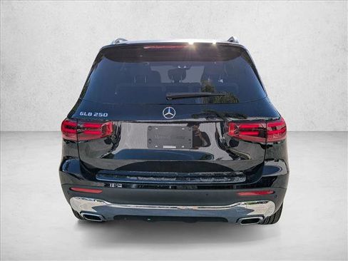 New 2026 Mercedes-Benz GLB 250 image 7