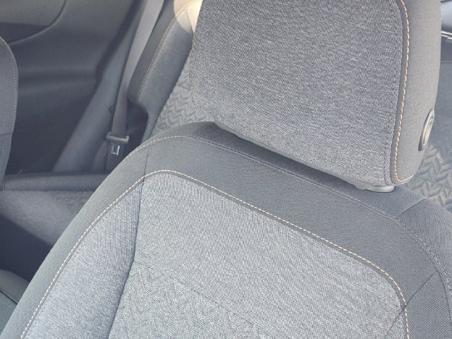 Used 2022 Chevrolet Equinox LT FWD image 19