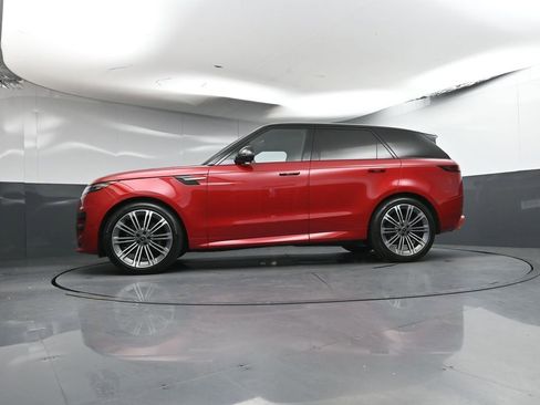 Used 2025 Land Rover Range Rover Sport Dynamic SE AWD/4WD image 30