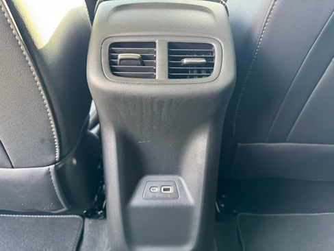 Used 2023 Buick Envision Preferred image 23