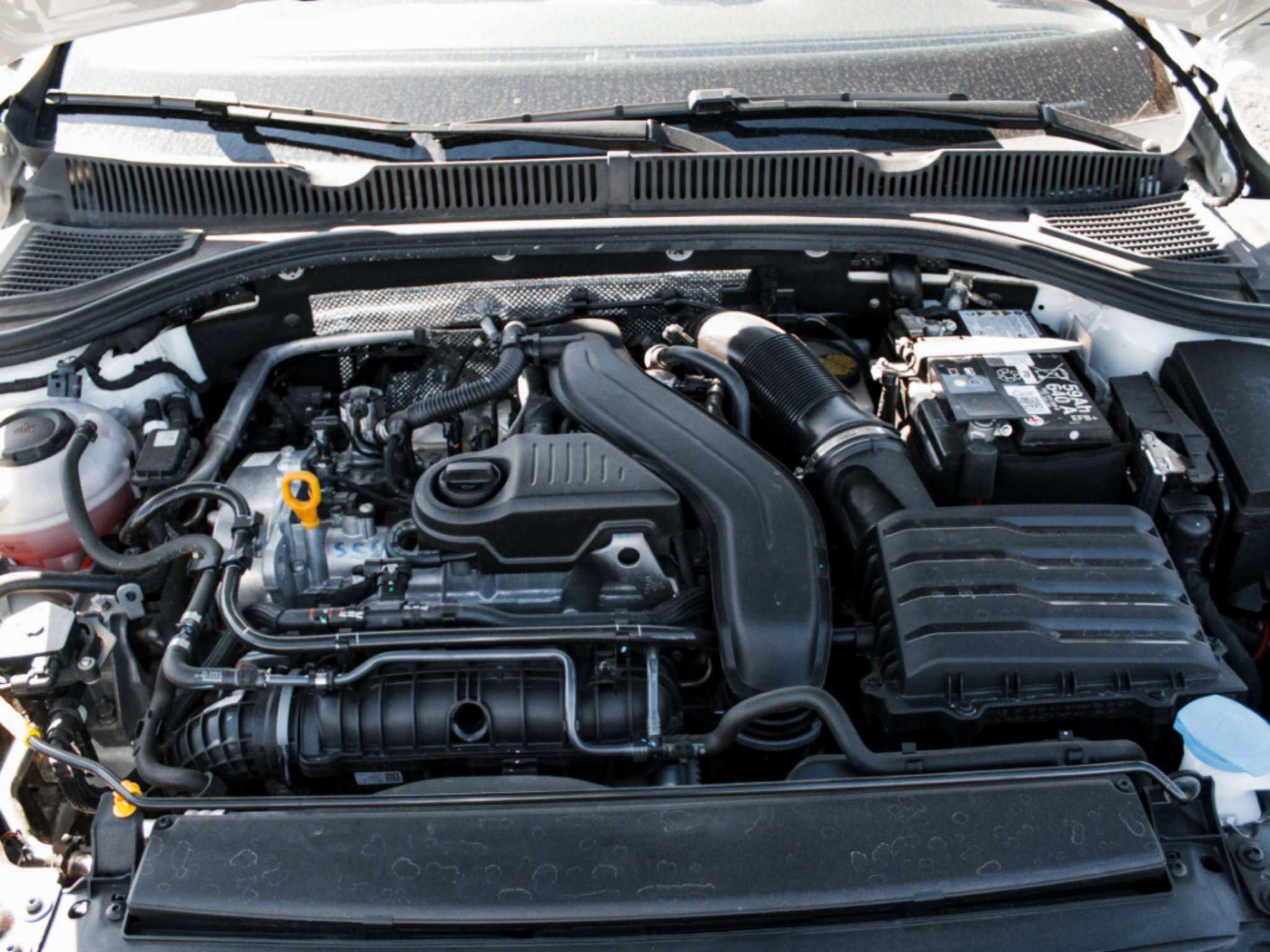Used 2025 Volkswagen Jetta Sport FWD image 25