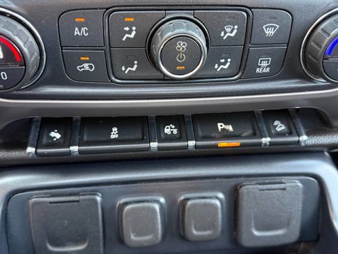 Used 2014 GMC Sierra 1500 SLT image 16