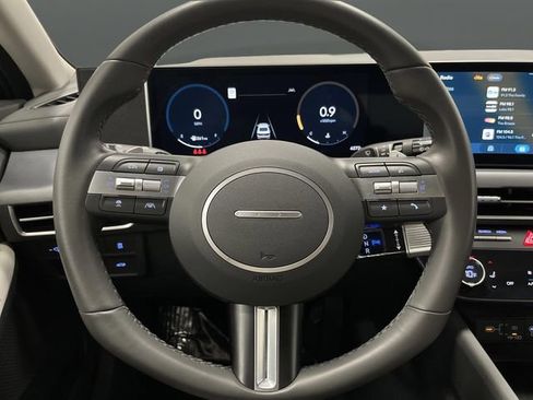 Used 2024 Hyundai Sonata SEL w/ Convenience Package image 17