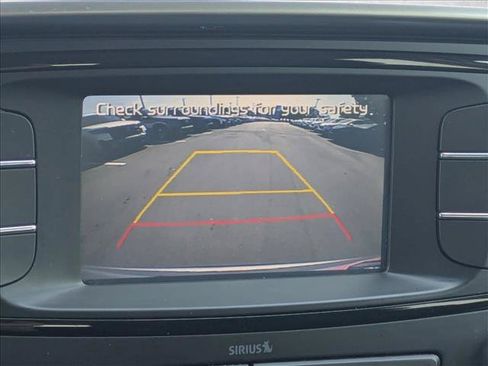 Used 2018 Kia Sorento L FWD image 14