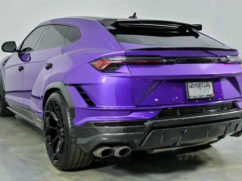 Used 2023 Lamborghini Urus Performante image 17