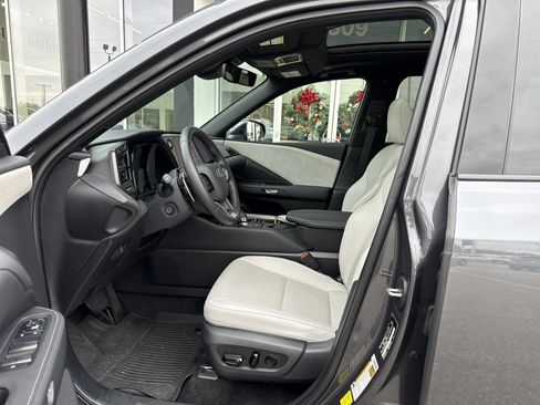 Used 2025 Lexus TX 350 AWD image 10