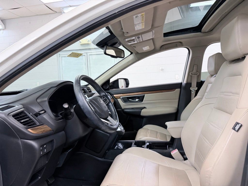 Used 2017 Honda CR-V Touring image 15