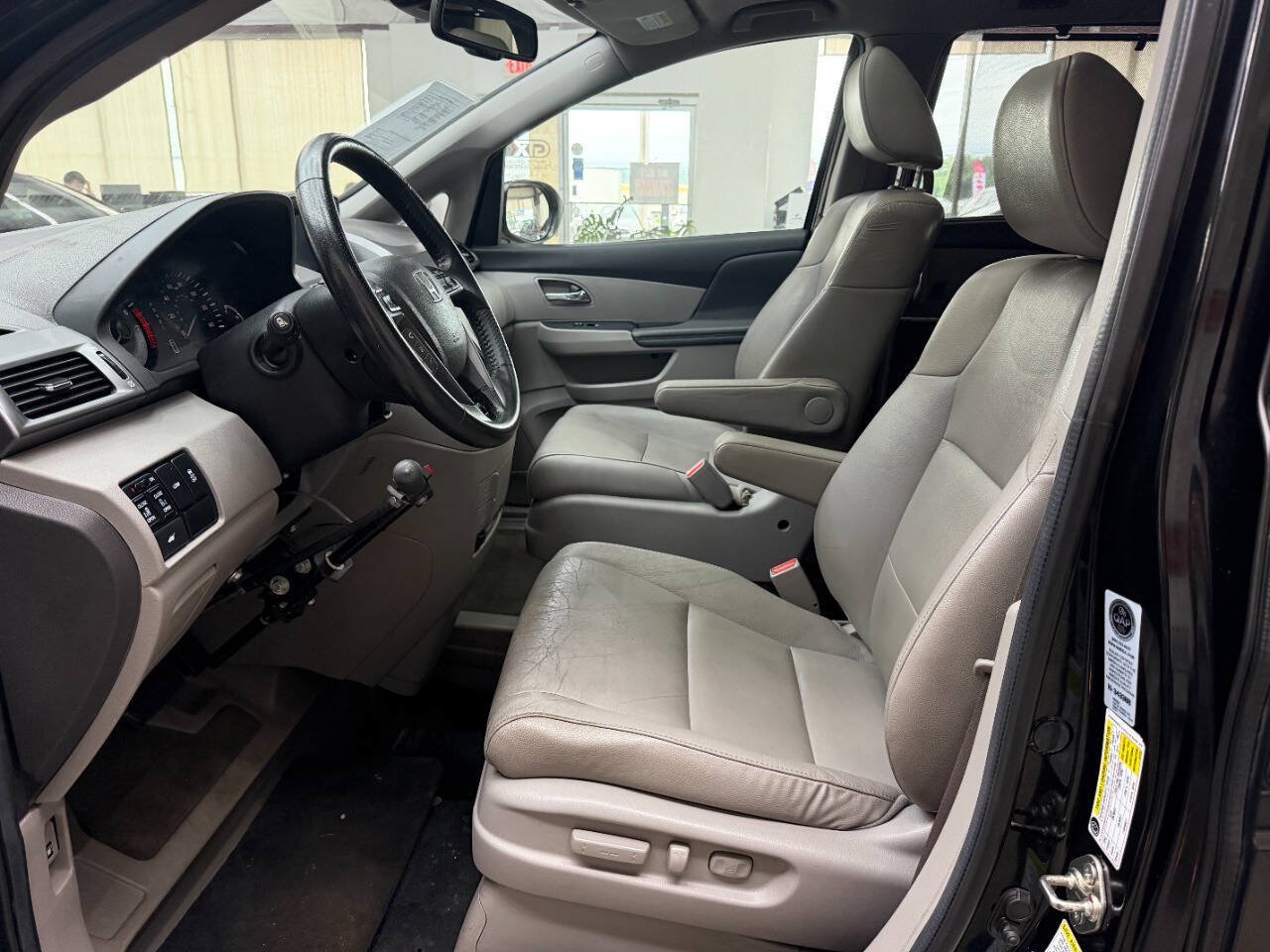 Used 2014 Honda Odyssey EX-L image 11