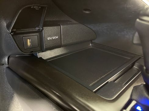 Certified 2023 Toyota Camry SE image 30