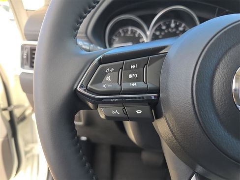 New 2025 MAZDA CX-5 AWD 2.5 S w/ Preferred Package image 17