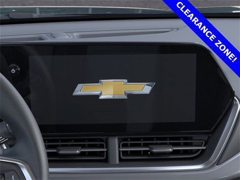 New 2025 Chevrolet Trax LT w/ Driver Confidence Package image 20