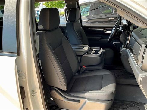 Used 2024 Chevrolet Silverado 1500 RST w/ LPO, Dark Essentials Package image 9