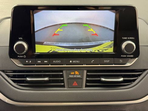 Used 2024 Nissan Altima 2.5 S image 23