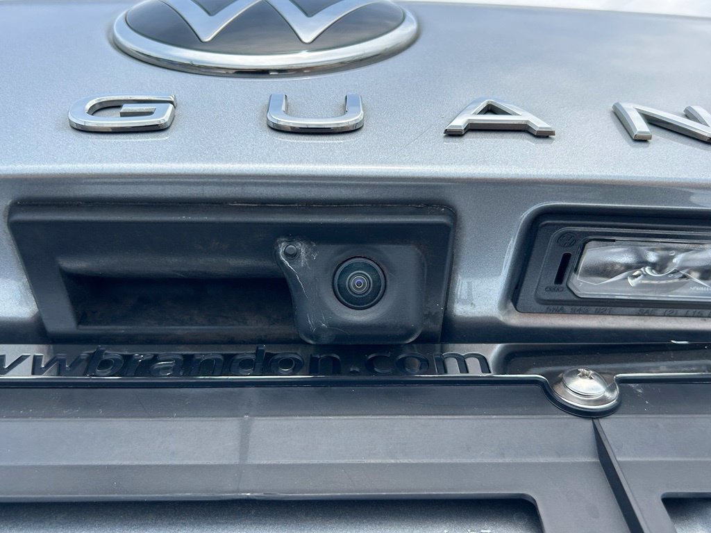 Certified 2023 Volkswagen Tiguan SE w/ Panoramic Sunroof Package FWD image 49