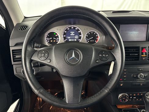 Used 2010 Mercedes-Benz GLK 350 4MATIC image 11