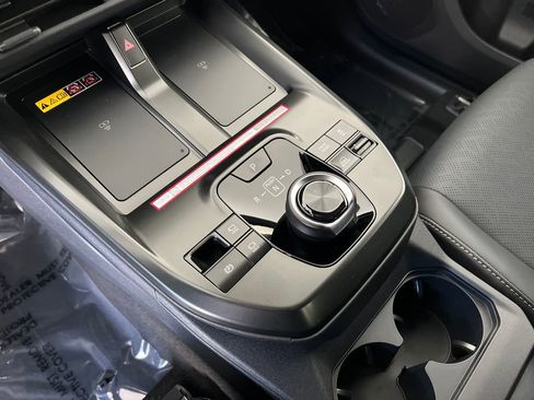 New 2026 Subaru Solterra image 24