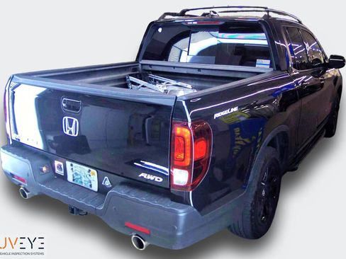 Used 2023 Honda Ridgeline Black Edition image 3