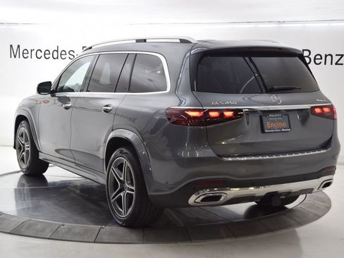 Used 2026 Mercedes-Benz GLS 450 4MATIC image 4