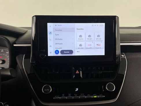 Used 2024 Toyota Corolla LE image 12